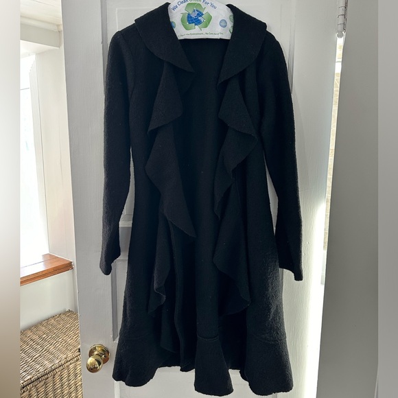 Marisa Christina size small 100% wool black ruffle coat - Picture 4 of 5